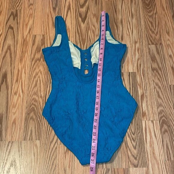 Vintage Textured Swimsuit, Turquoise, Deep-V, Small - Picture 5 of 7